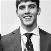 Laureando Giurisprudenza, attualmente al quinto anno di corso (media del 28)